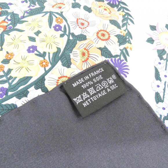 HERMES Authentic Black Scarf - Picture 3 of 3